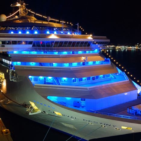 Protéger son intimité sans sacrifier la lumière : le brise-soleil en solution !