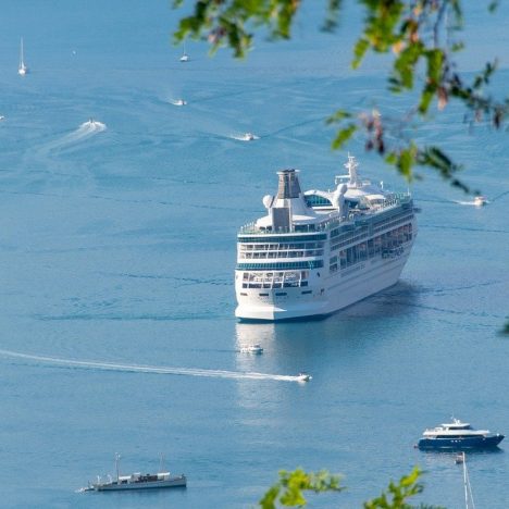 Croisière autour du monde : pourquoi choisir des escales insolites pour vivre une expérience unique