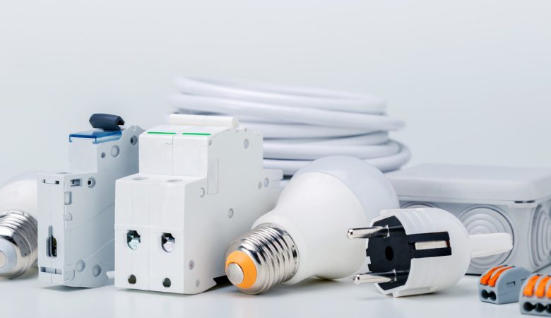 Comment choisir son matériel électrique pour une installation domestique ?