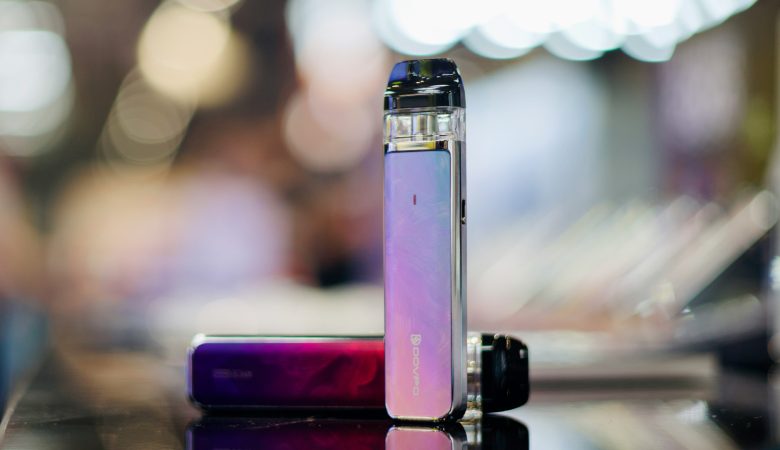 Vapoteuses jetables interdites, rechargeables en hausse : ce que vous devez savoir